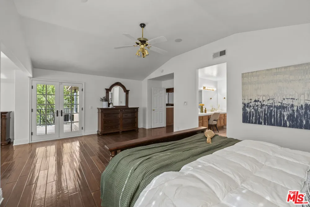 25345 Irving Lane Stevenson Ranch, CA 91381