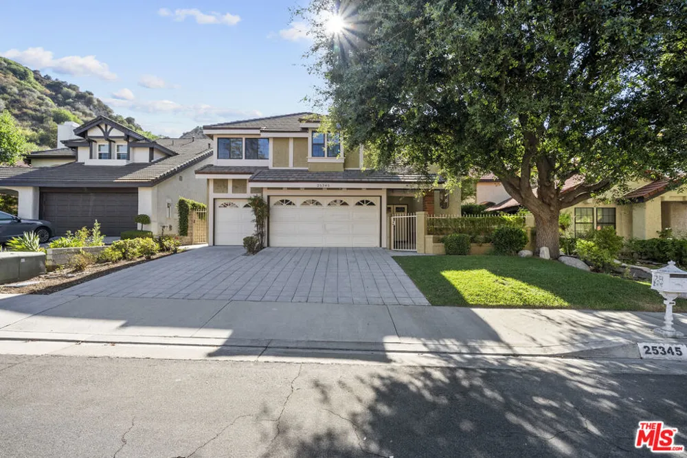 25345 Irving Lane Stevenson Ranch, CA 91381