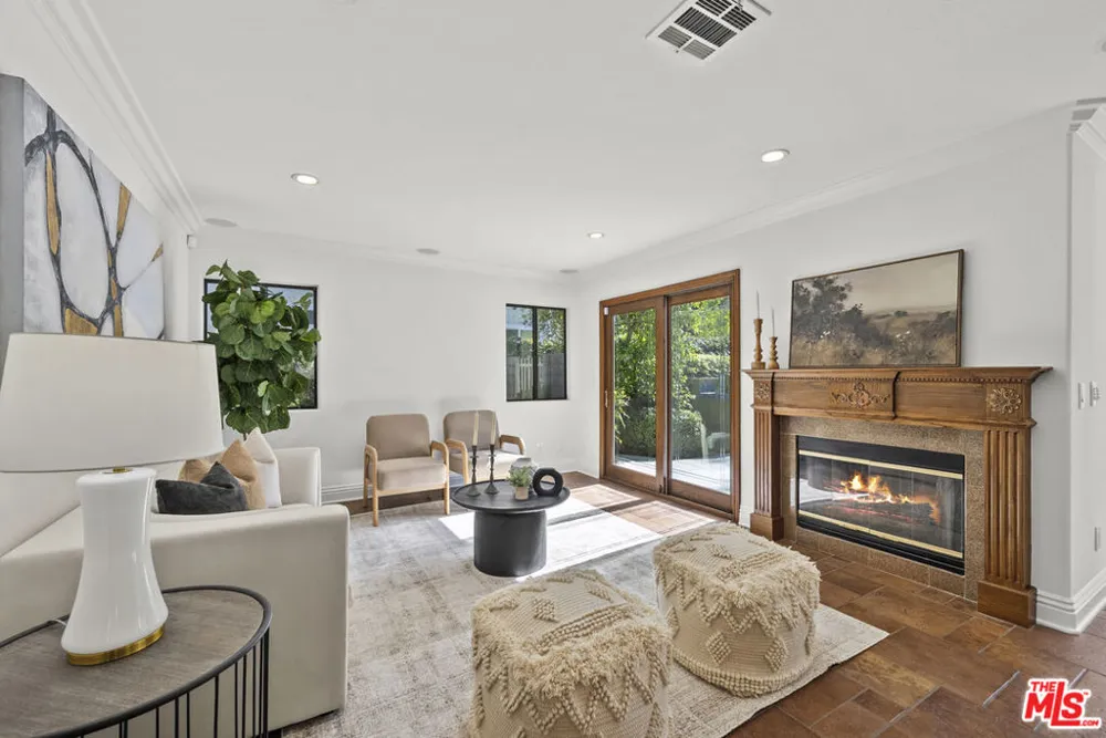 25345 Irving Lane Stevenson Ranch, CA 91381
