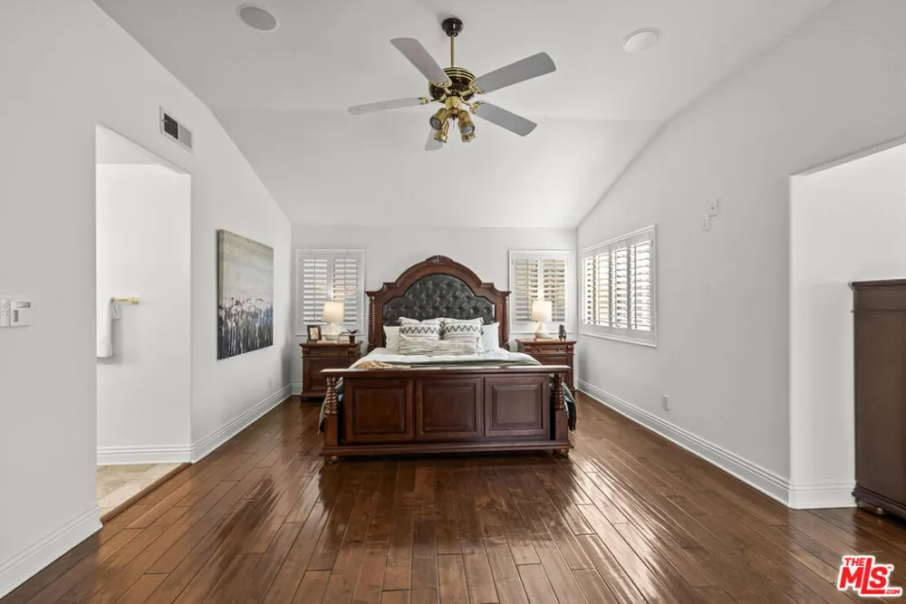 25345 Irving Lane Stevenson Ranch, CA 91381