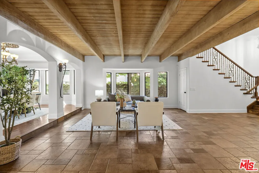 25345 Irving Lane Stevenson Ranch, CA 91381