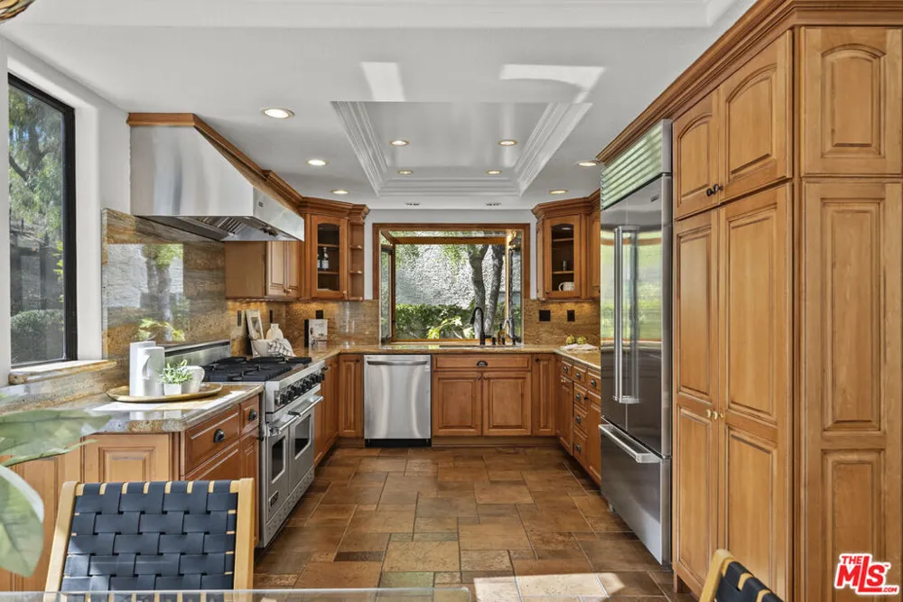 25345 Irving Lane Stevenson Ranch, CA 91381