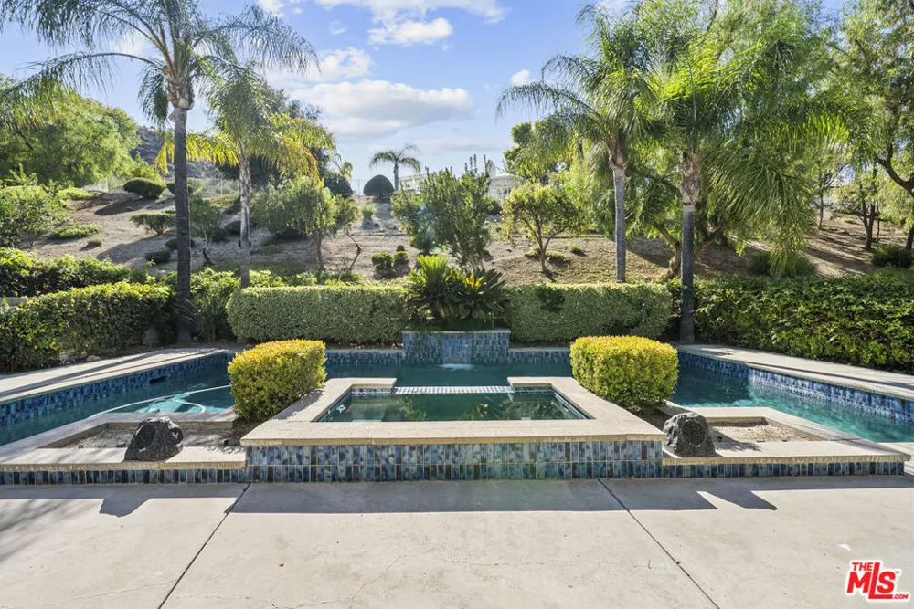 25345 Irving Lane Stevenson Ranch, CA 91381