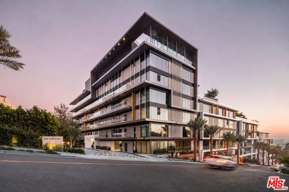8420 W Sunset Boulevard #607 West Hollywood, CA 90069