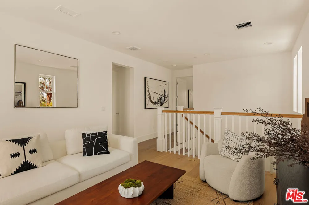 2234 Midvale Avenue Los Angeles, CA 90064