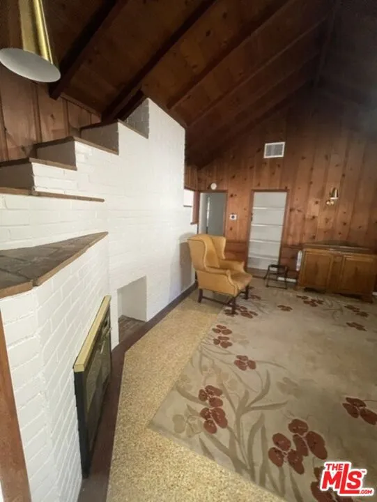 4838 Cartwright Avenue Toluca Lake, CA 91601