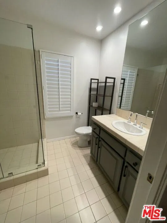 4838 Cartwright Avenue Toluca Lake, CA 91601