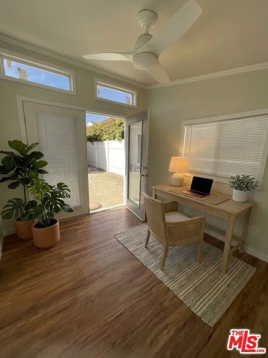 4838 Cartwright Avenue Toluca Lake, CA 91601