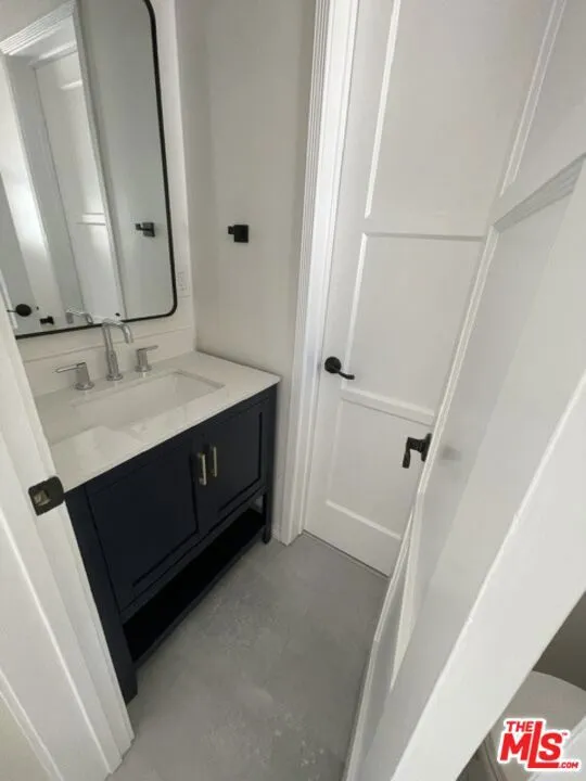 4838 Cartwright Avenue Toluca Lake, CA 91601