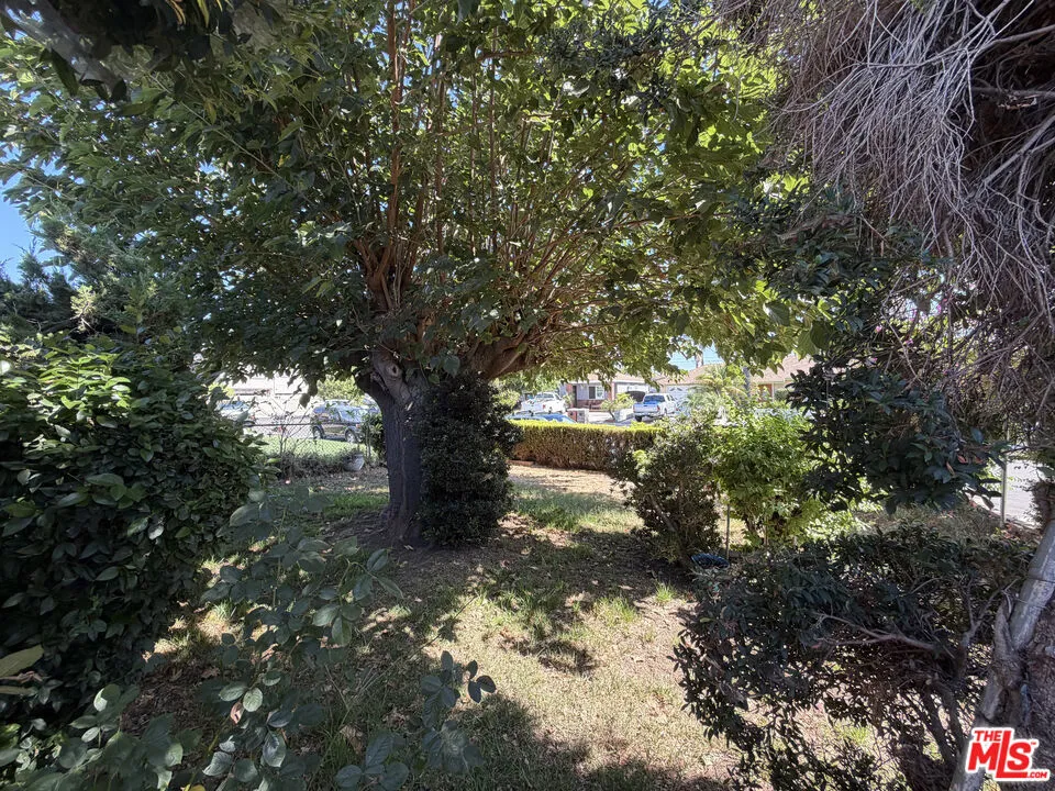 17235 E Newburgh Street Azusa, CA 91702