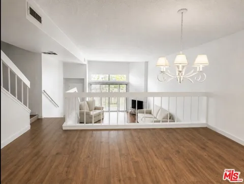 15173 Magnolia Boulevard #E
