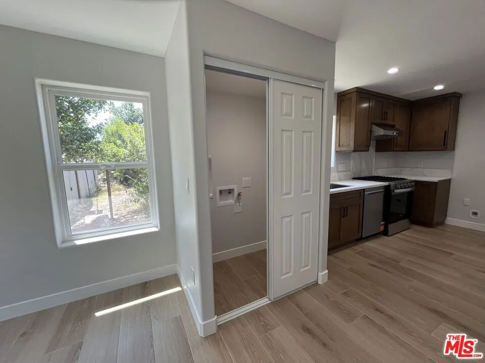 1840 Deodora Street Simi Valley, CA 93065