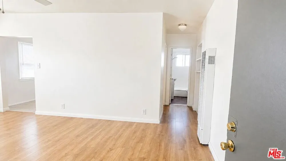 1351 S Cochran Avenue #10 Los Angeles, CA 90019