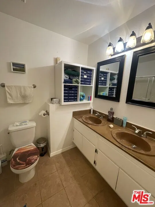 2611 Gemstone Avenue Palmdale, CA 93551