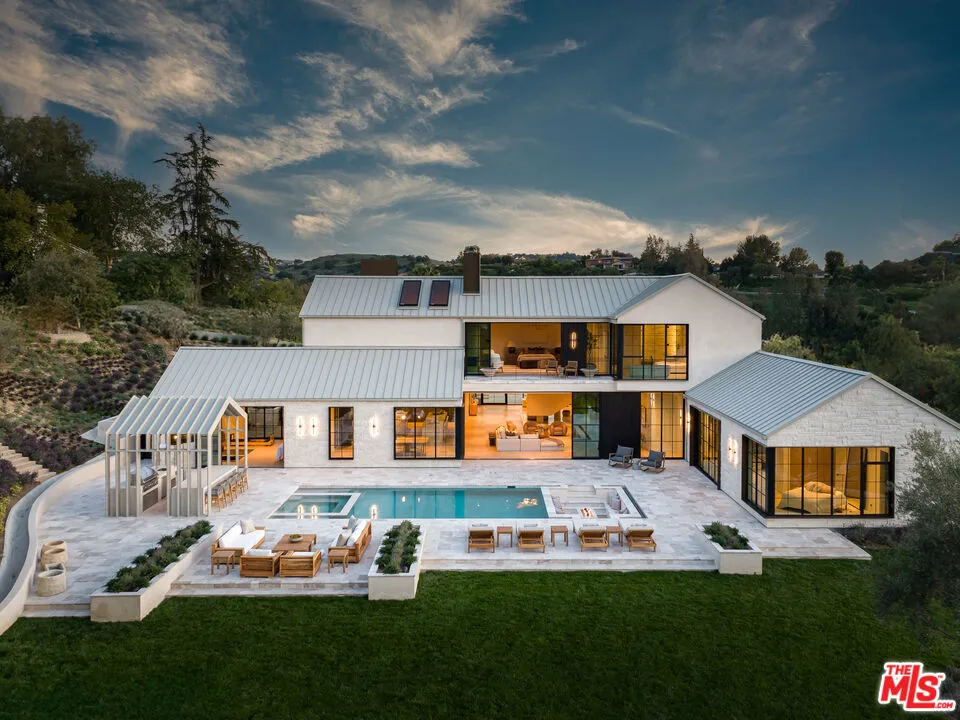 24172 Lupin Hill Road Hidden Hills, CA 91302