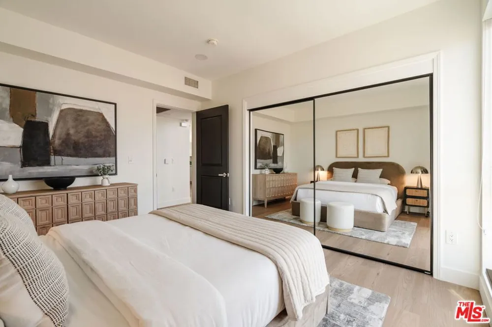 11011 Huston Street #PH3 North Hollywood, CA 91601