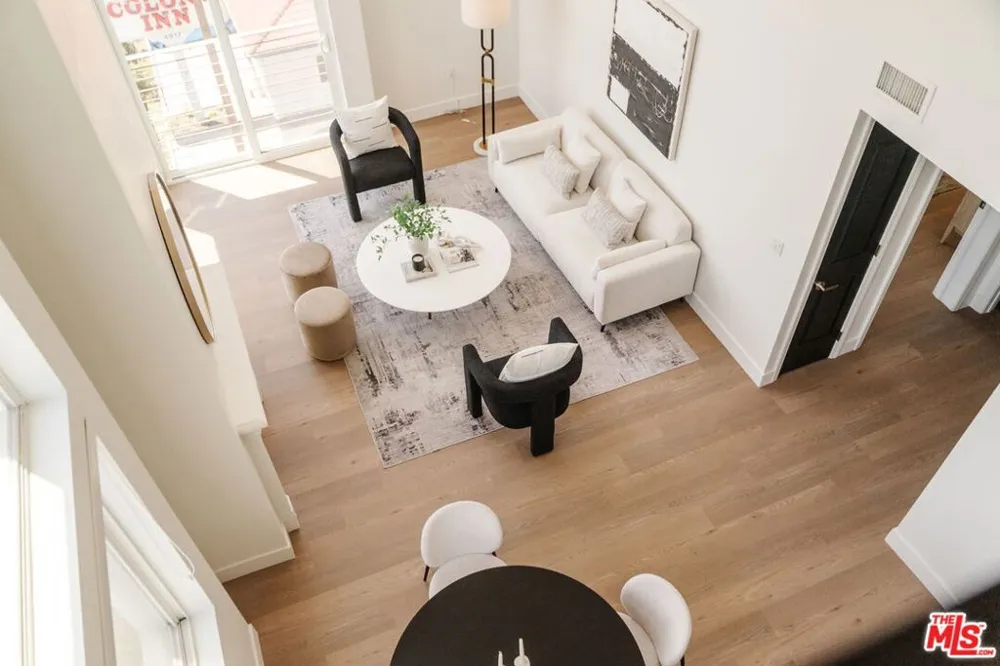 11011 Huston Street #PH3 North Hollywood, CA 91601