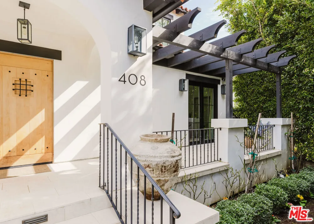 408 Westbourne Drive Los Angeles, CA 90048