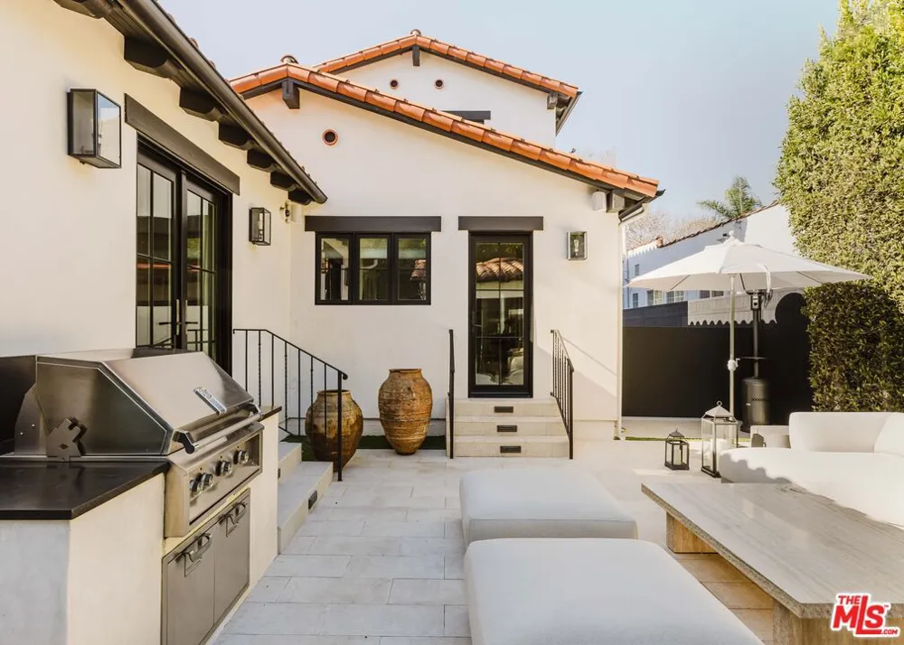 408 Westbourne Drive Los Angeles, CA 90048