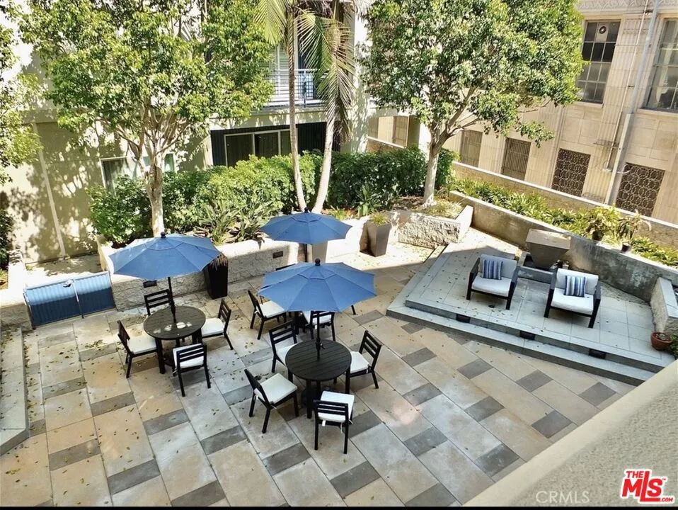 300 E 4th Street #208 Long Beach, CA 90802