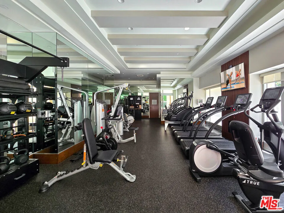 10727 Wilshire Boulevard #404 Los Angeles, CA 90024