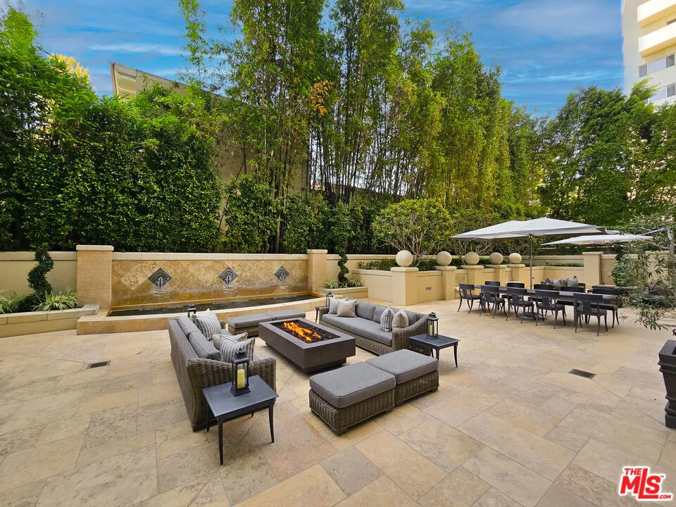 10727 Wilshire Boulevard #404 Los Angeles, CA 90024