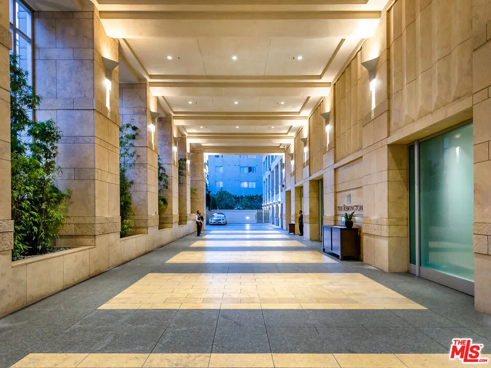 10727 Wilshire Boulevard #404 Los Angeles, CA 90024