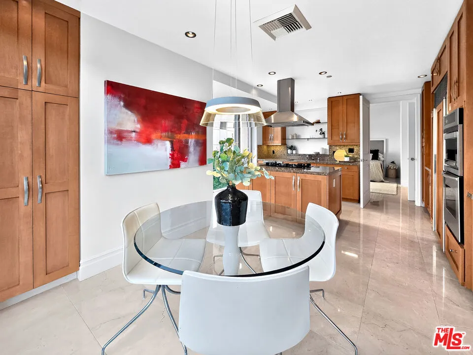 10727 Wilshire Boulevard #404 Los Angeles, CA 90024