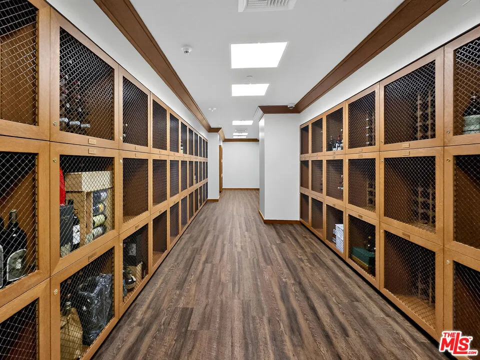 10727 Wilshire Boulevard #404 Los Angeles, CA 90024