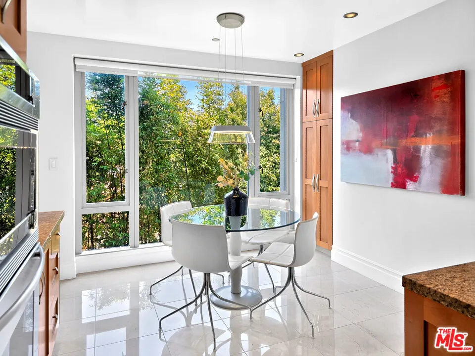 10727 Wilshire Boulevard #404 Los Angeles, CA 90024