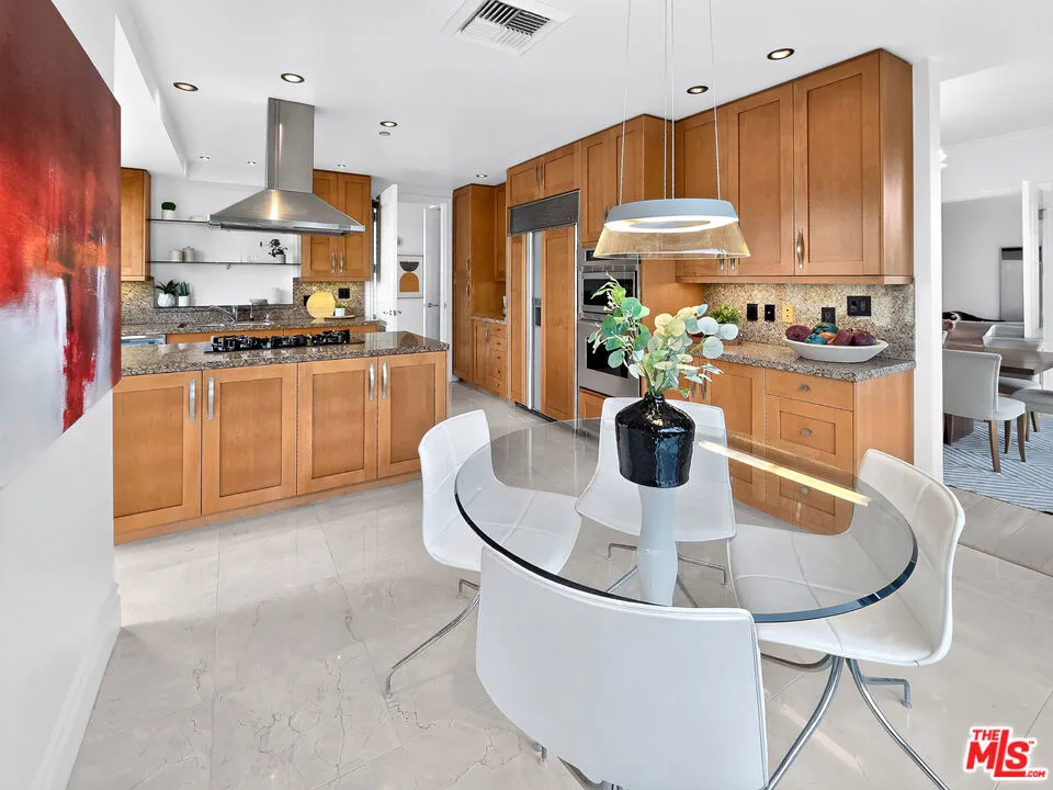 10727 Wilshire Boulevard #404 Los Angeles, CA 90024