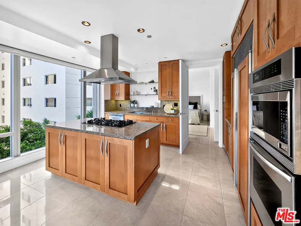 10727 Wilshire Boulevard #404 Los Angeles, CA 90024
