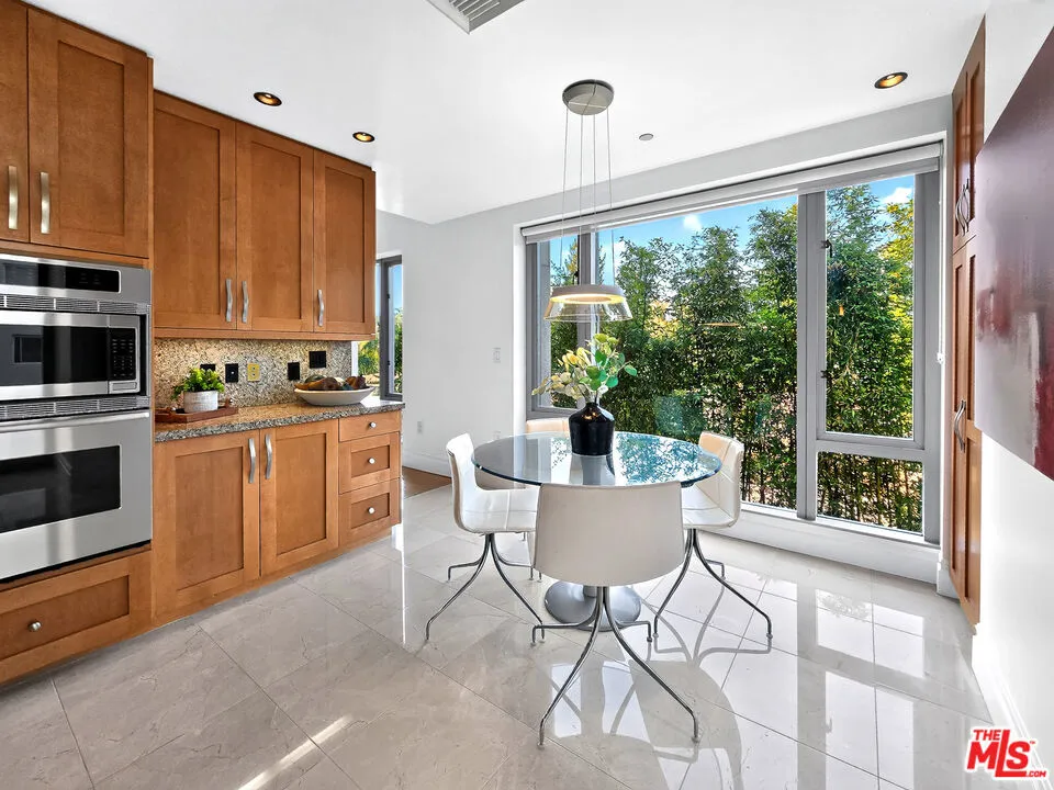 10727 Wilshire Boulevard #404 Los Angeles, CA 90024