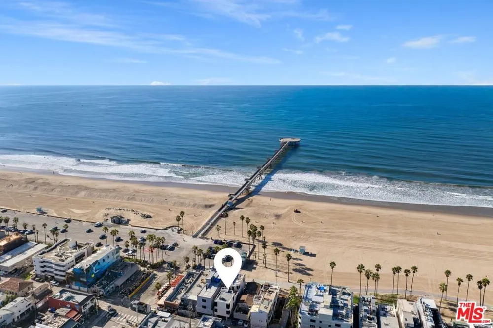 3007 Ocean Front Walk Venice, CA 90291