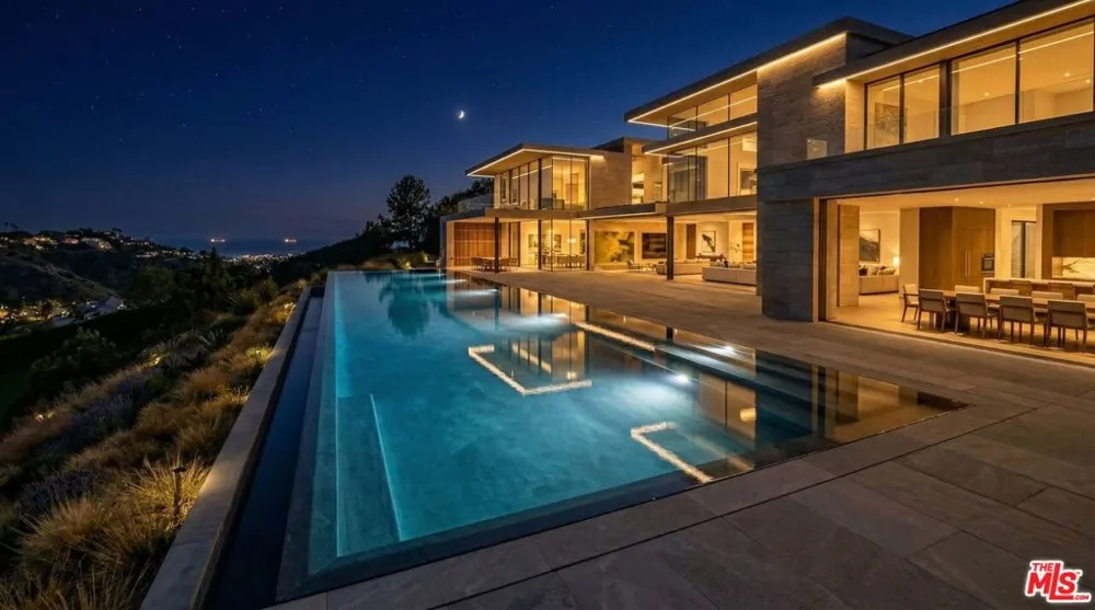 1680 Alta Mura Road Pacific Palisades, CA 90272
