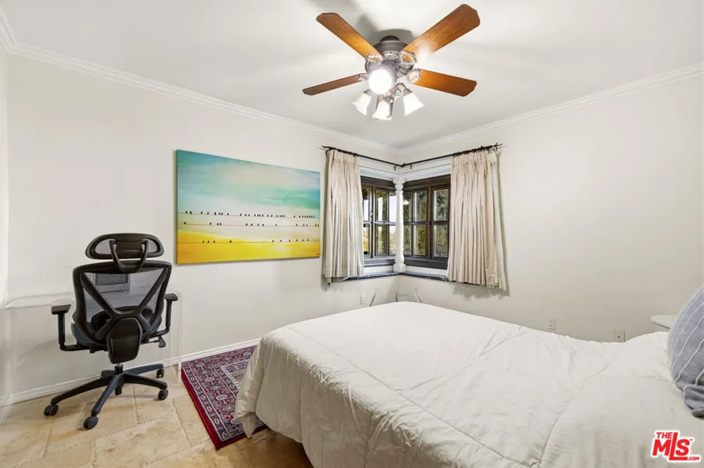 23911 Homezell Drive West Hills, CA 91304