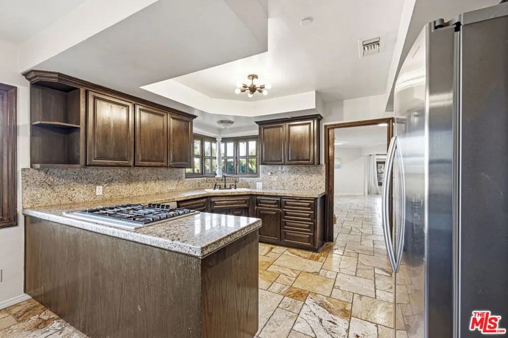 23911 Homezell Drive West Hills, CA 91304