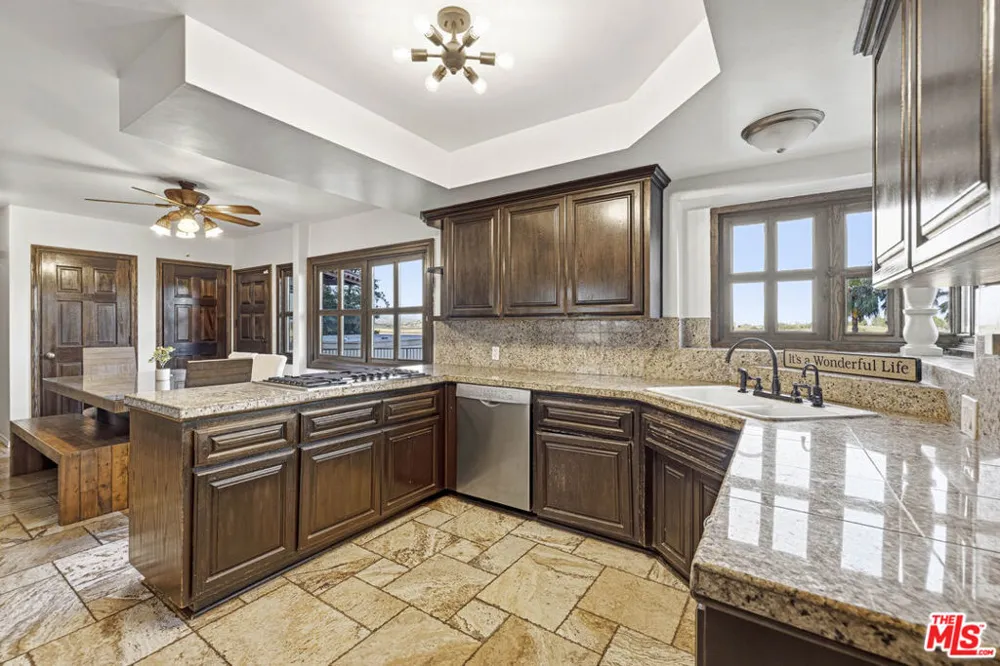 23911 Homezell Drive West Hills, CA 91304