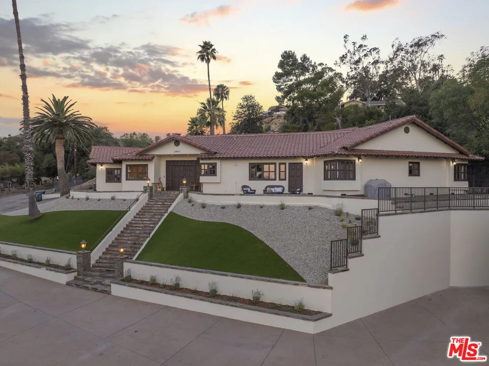 23911 Homezell Drive West Hills, CA 91304