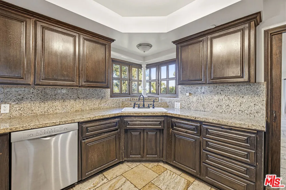 23911 Homezell Drive West Hills, CA 91304