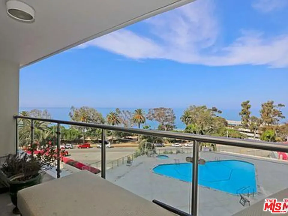 201 Ocean Avenue #602B Santa Monica, CA 90402