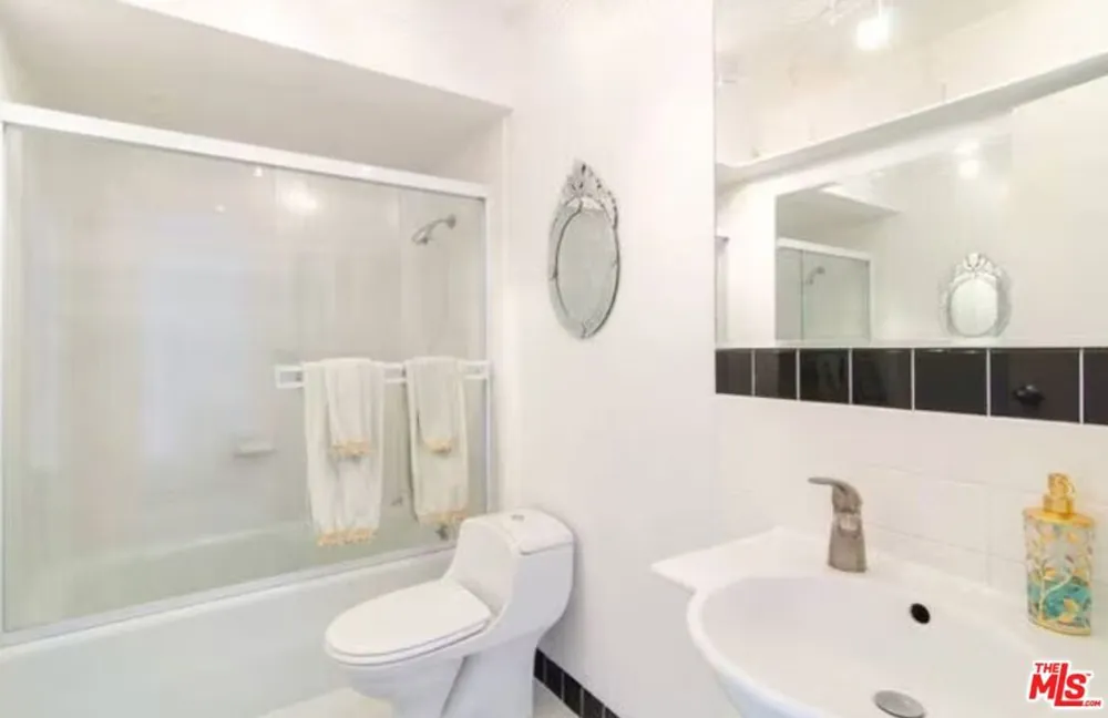201 Ocean Avenue #602B Santa Monica, CA 90402