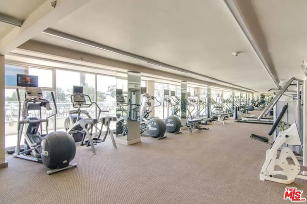 201 Ocean Avenue #602B Santa Monica, CA 90402