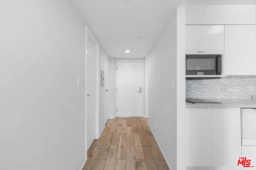 201 Ocean Avenue #602B Santa Monica, CA 90402