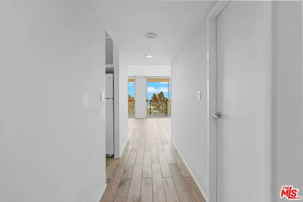 201 Ocean Avenue #602B Santa Monica, CA 90402