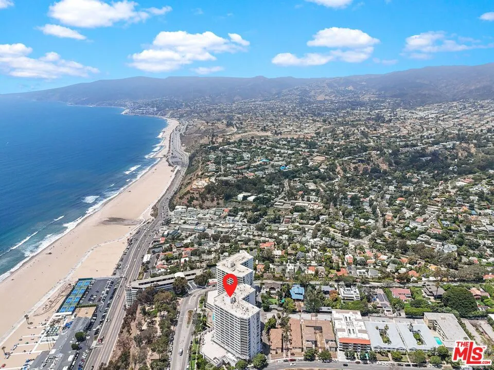 201 Ocean Avenue #602B Santa Monica, CA 90402