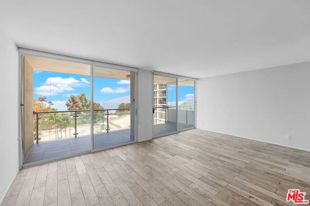 201 Ocean Avenue #602B Santa Monica, CA 90402