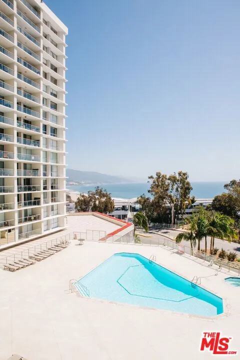 201 Ocean Avenue #602B Santa Monica, CA 90402