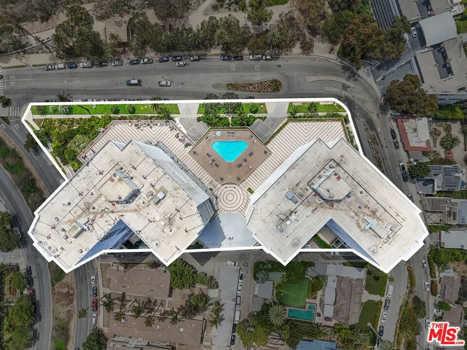 201 Ocean Avenue #602B Santa Monica, CA 90402