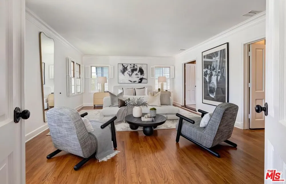 2718 Motor Avenue Los Angeles, CA 90064